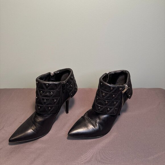 B2 Cuffed Stiletto Heel Bootie - Picture 1 of 6